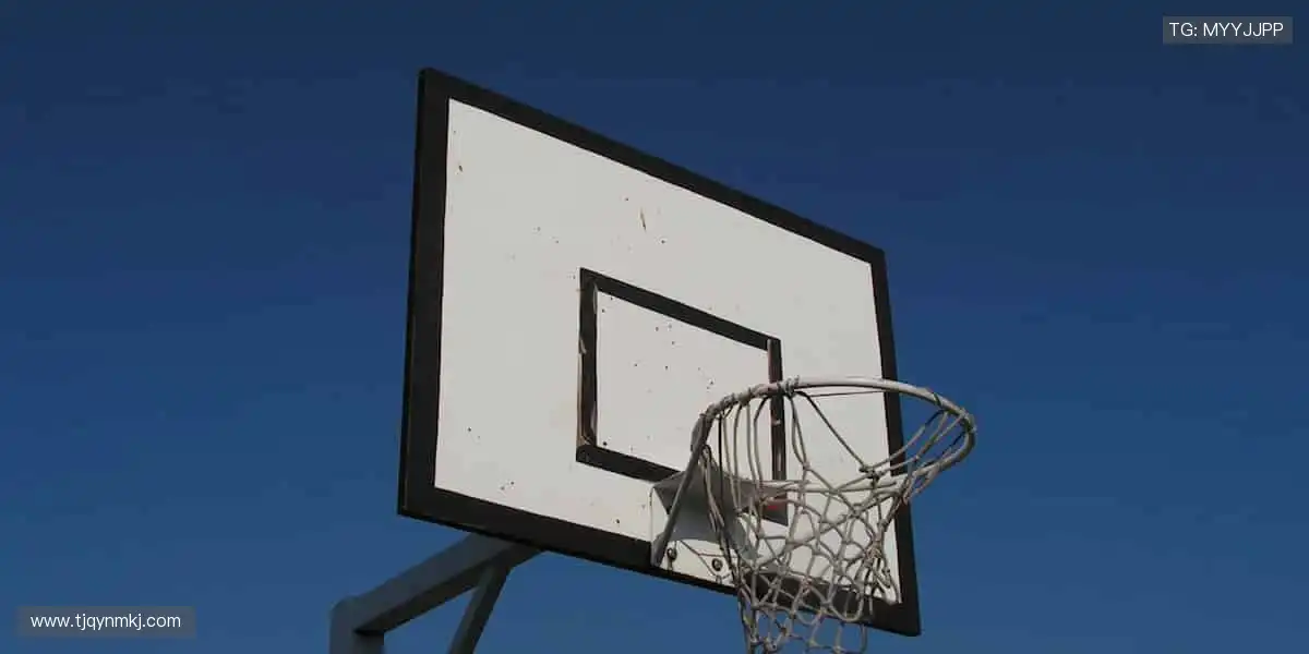 🎁限量周边，把热爱穿在身上！🎾